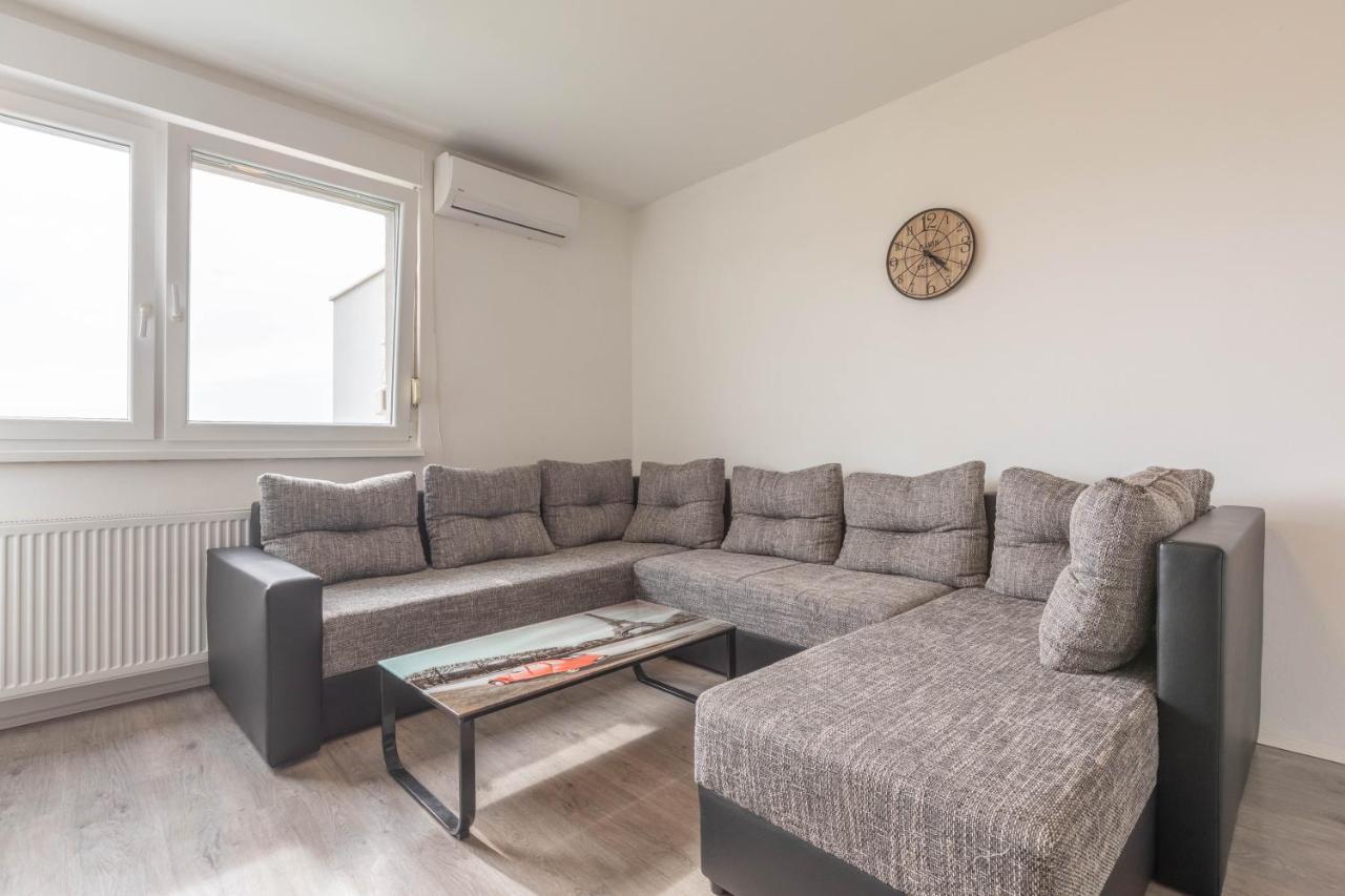Cosy Apartment Hugo Osijek Zewnętrze zdjęcie