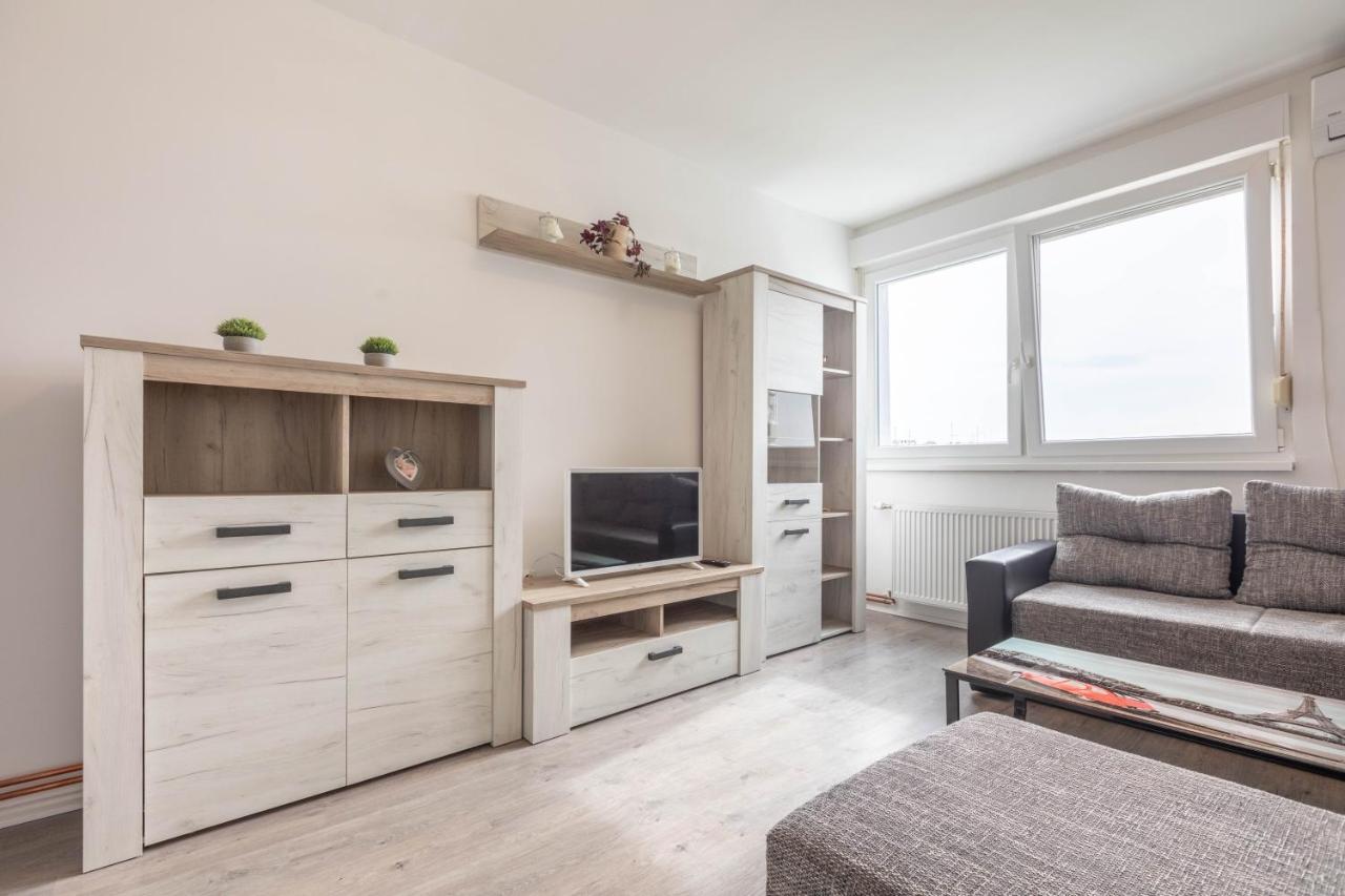 Cosy Apartment Hugo Osijek Zewnętrze zdjęcie