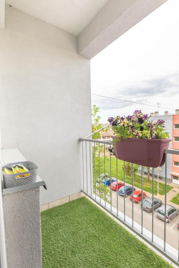 Cosy Apartment Hugo Osijek Zewnętrze zdjęcie