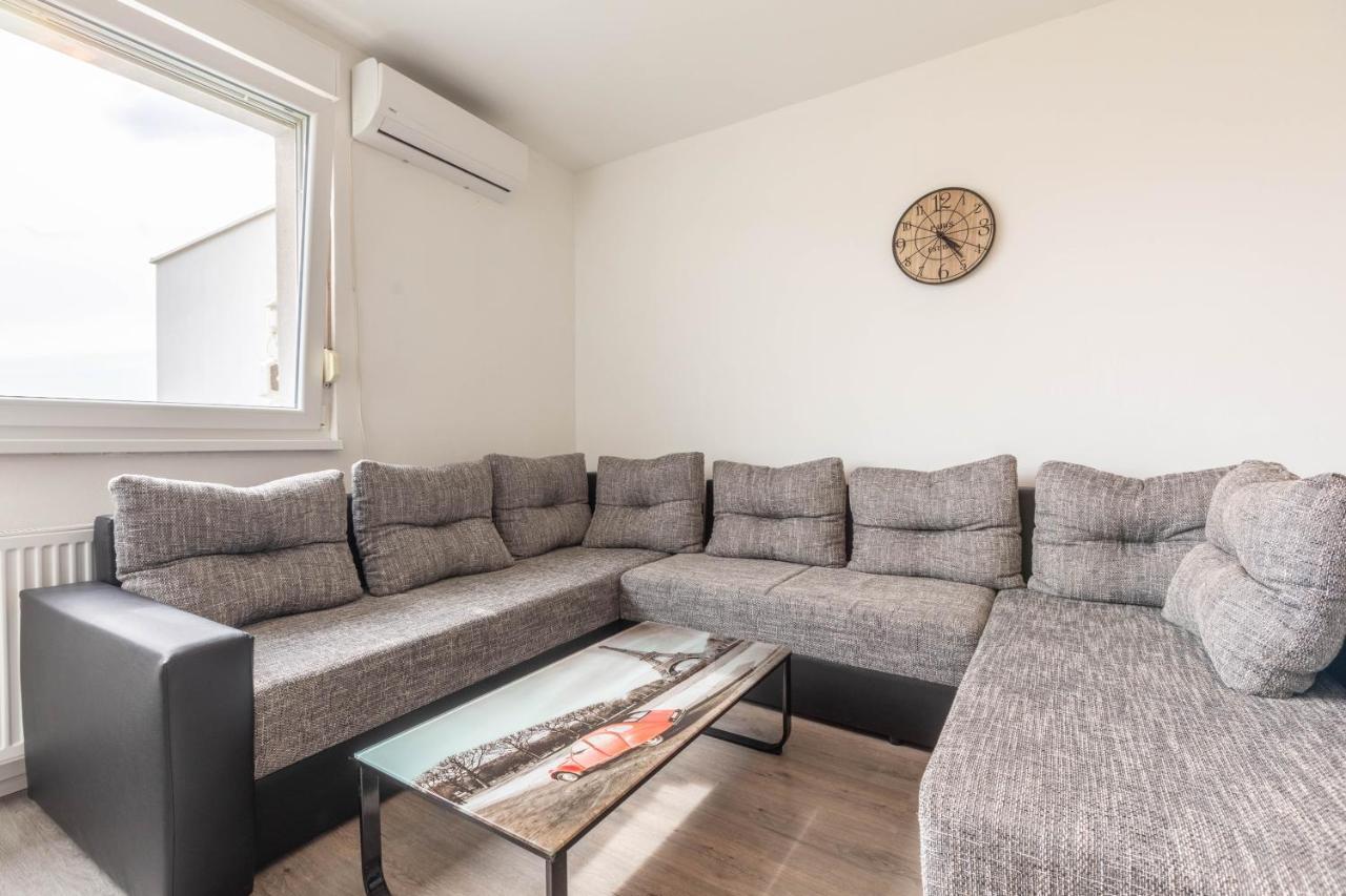 Cosy Apartment Hugo Osijek Zewnętrze zdjęcie